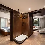 Bentley Old City-special Class Hotel 5*