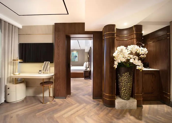 Bentley Old City-special Class Hotel