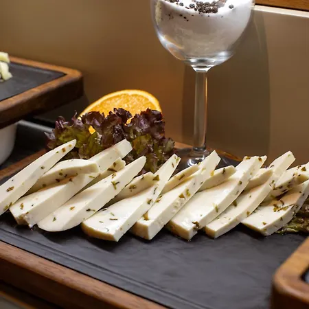 Bentley Old City-special Class